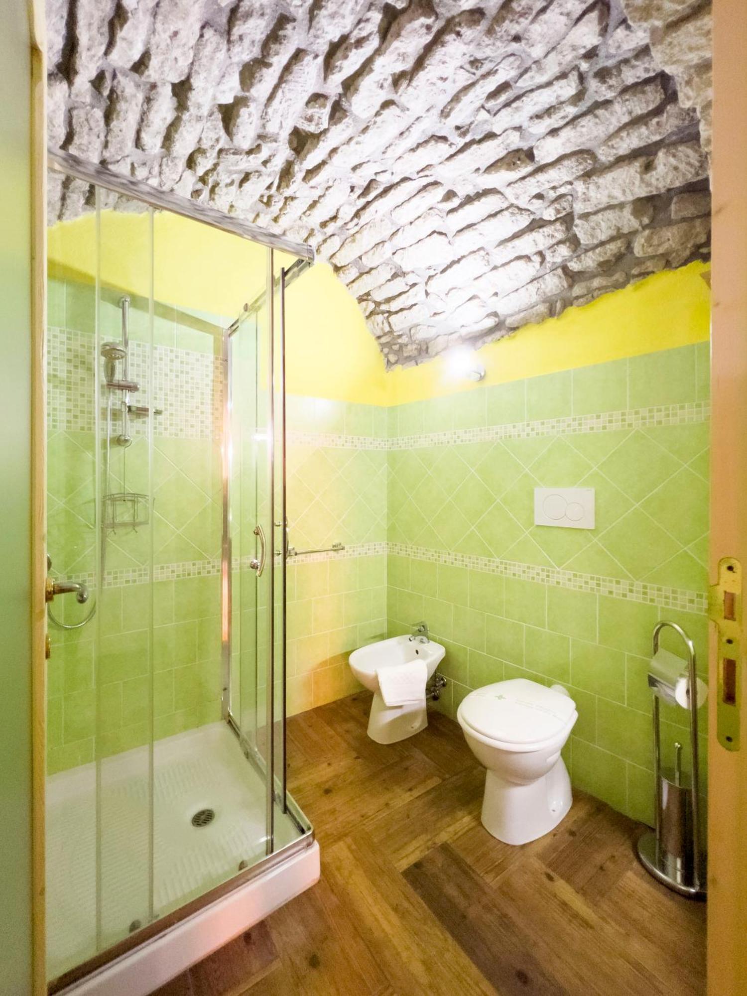 La Torre Del Pozzo Guest House Bosa Bagian luar foto
